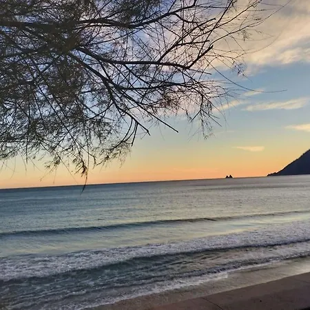 Superbe Avec Echappee Mer *